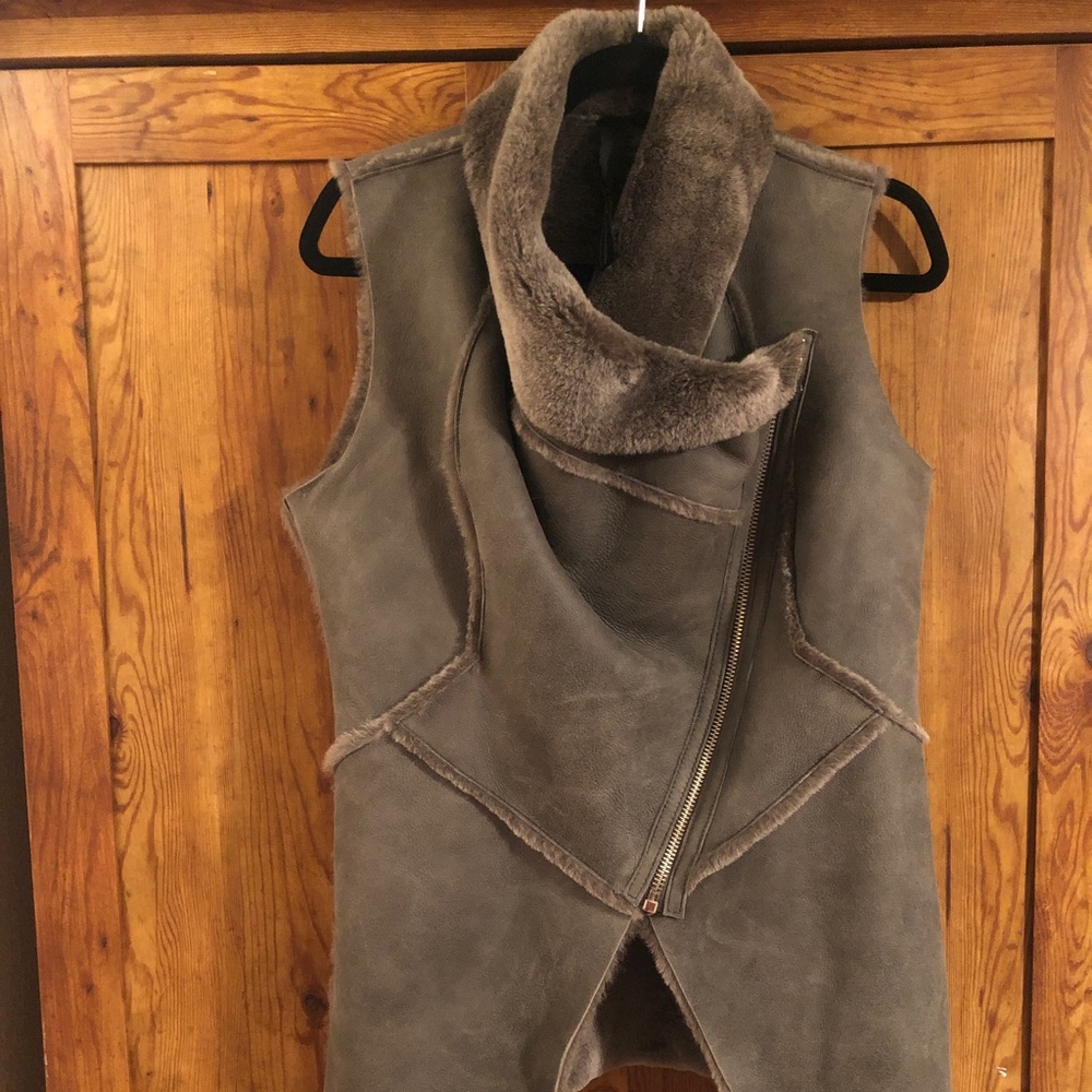 Genuine Lamb Suede Shearling Vest Gilet M